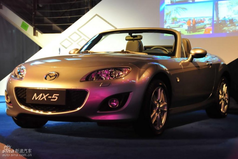 Mazda MX-5外观实拍图