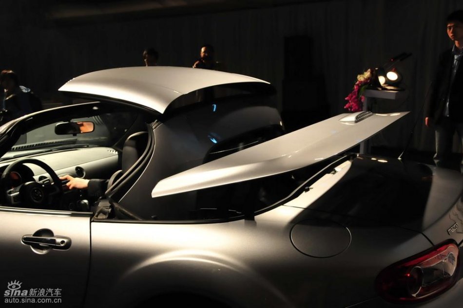 Mazda MX-5外观实拍图