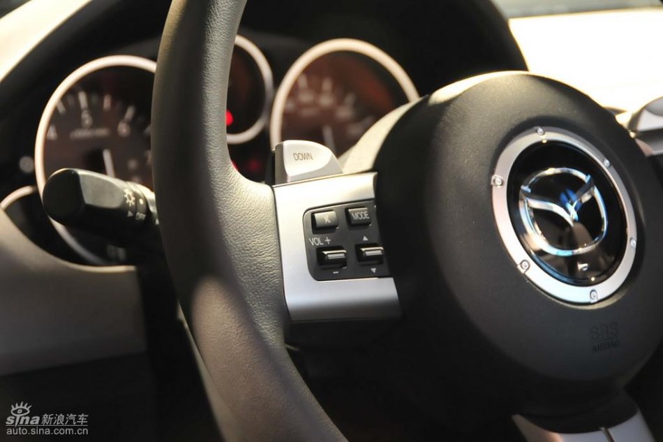Mazda MX-5内饰实拍图