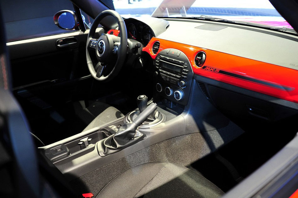 2013款 基本型 内饰