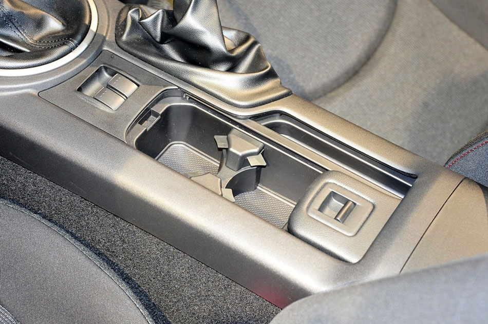 2013款 基本型 内饰