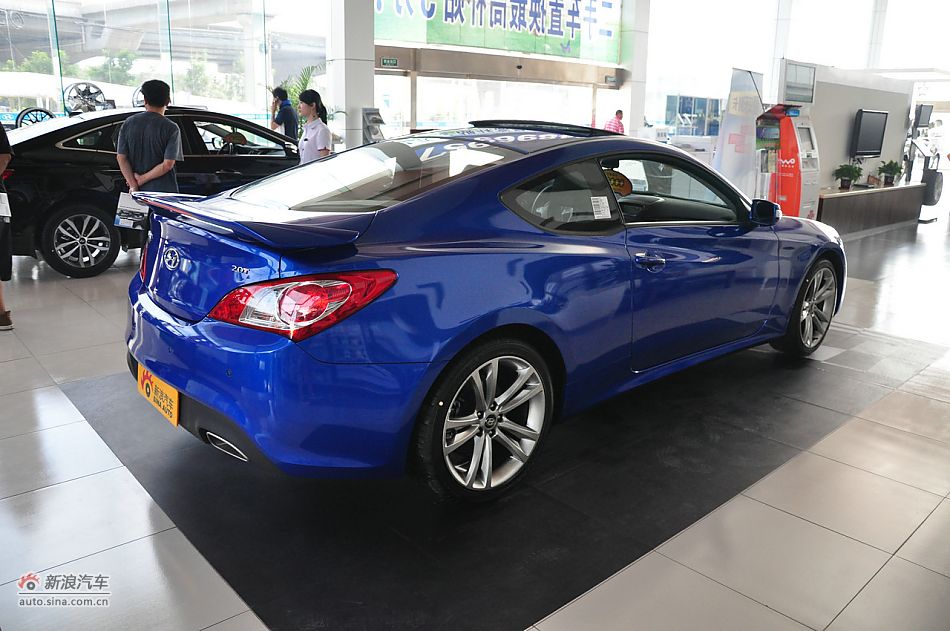 劳恩斯酷派2.0T豪华顶配外观图