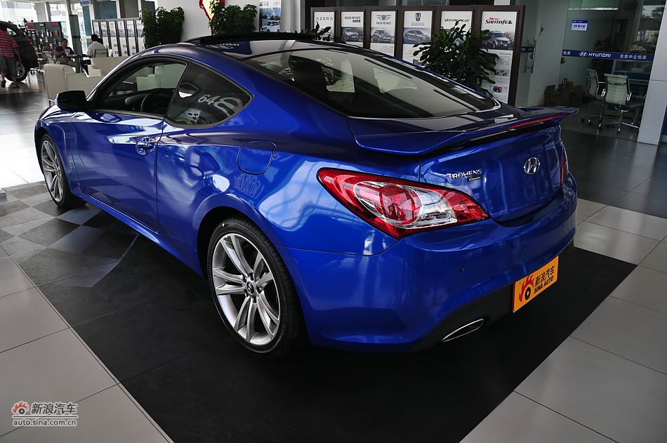 劳恩斯酷派2.0T豪华顶配外观图