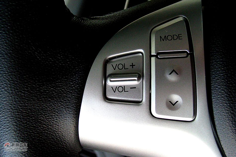 劳恩斯酷派3.8L旗舰自动版