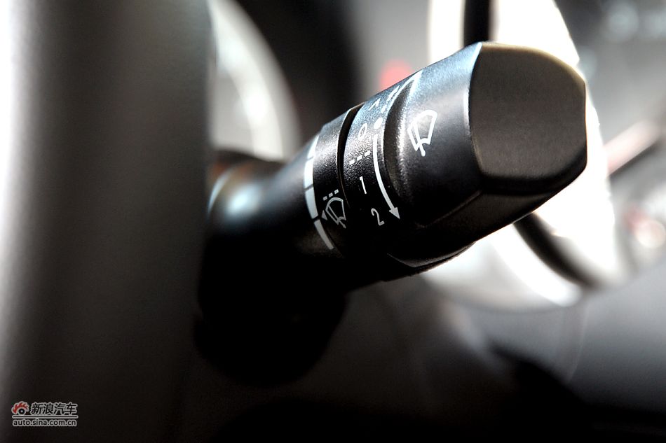 劳恩斯酷派2.0T靓雅自动版