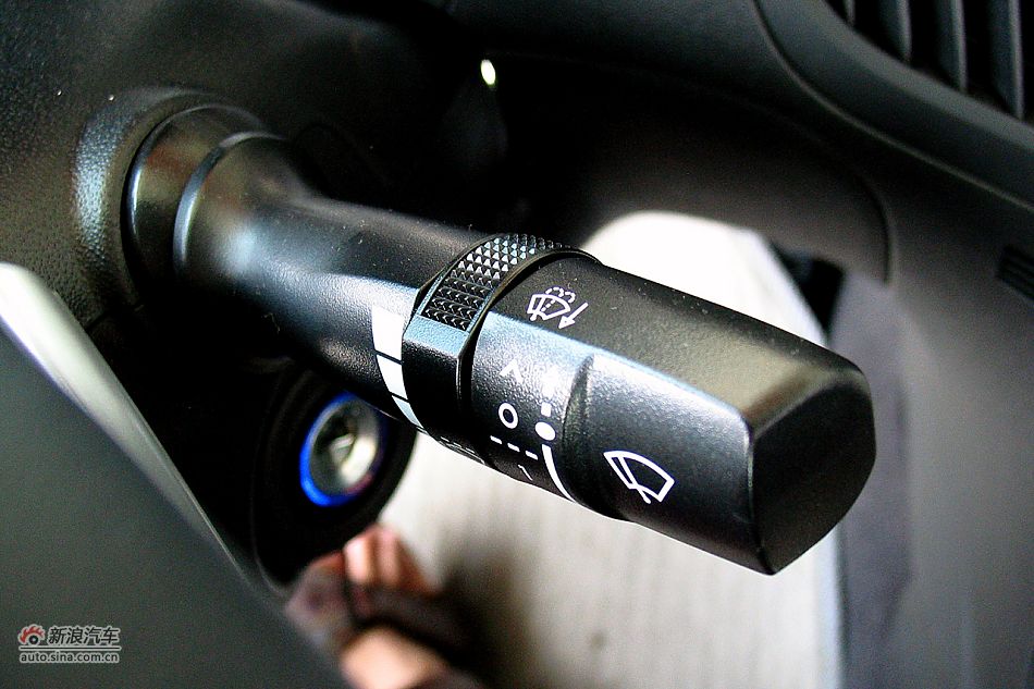 劳恩斯酷派2.0T靓雅自动版