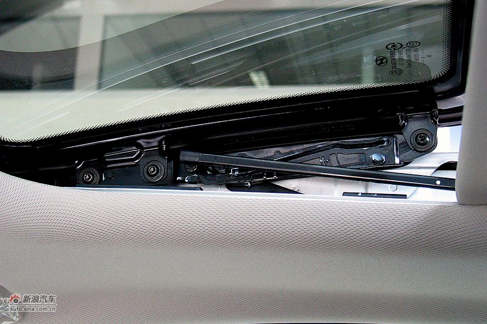 劳恩斯酷派2.0T靓雅自动版