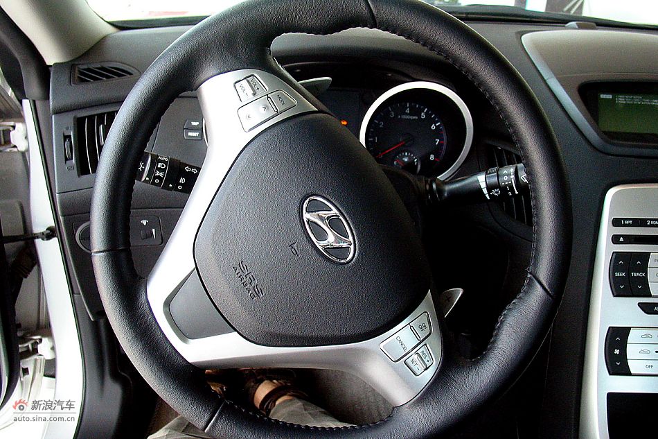 劳恩斯酷派2.0T靓雅自动版