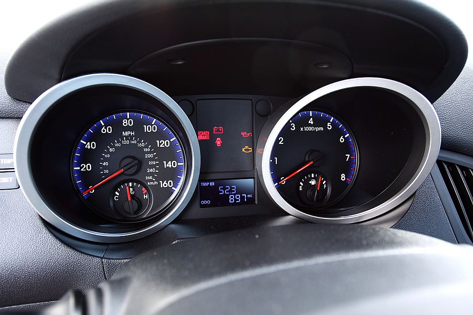 劳恩斯coupe内饰图片