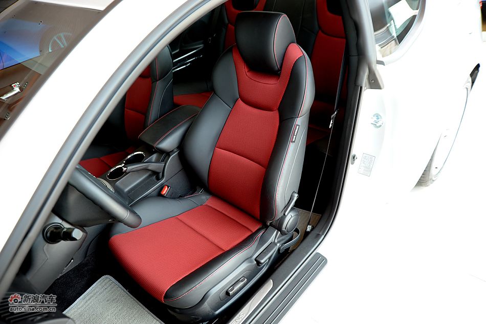 劳恩斯酷派2.0T靓雅自动版