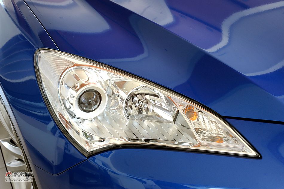 劳恩斯酷派3.8L旗舰自动版