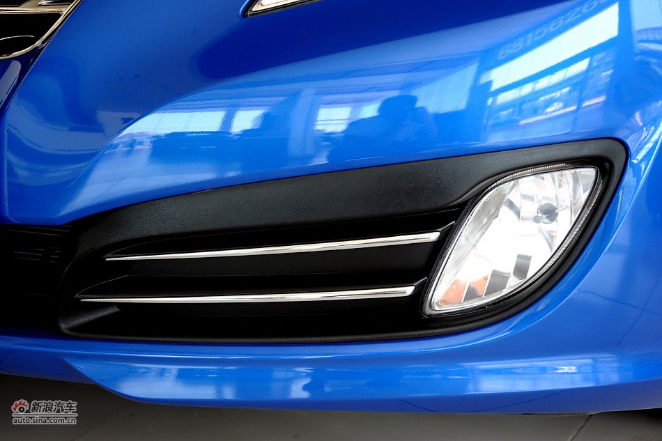 劳恩斯酷派3.8L旗舰自动版