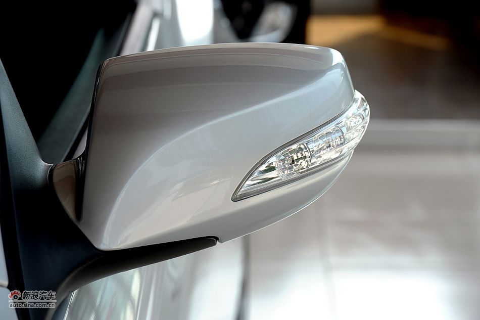 劳恩斯酷派2.0T靓雅自动版