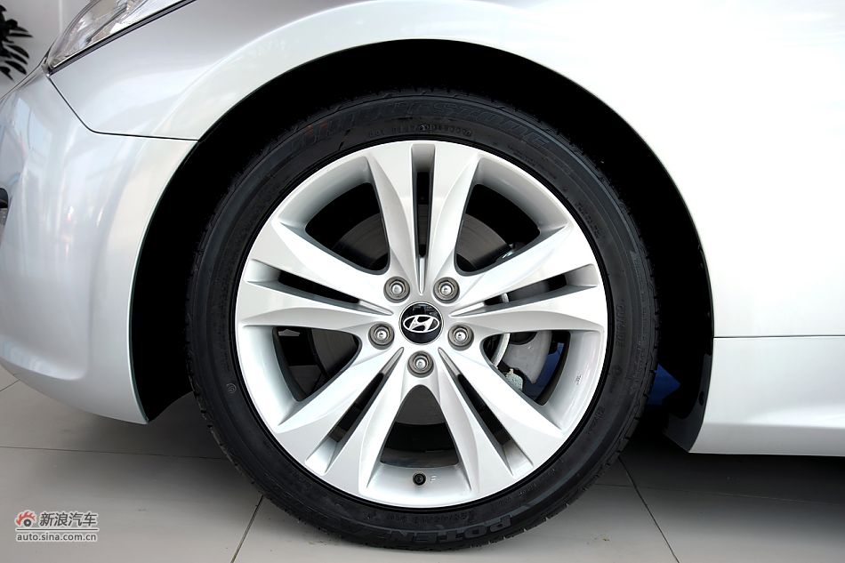 劳恩斯酷派2.0T靓雅自动版