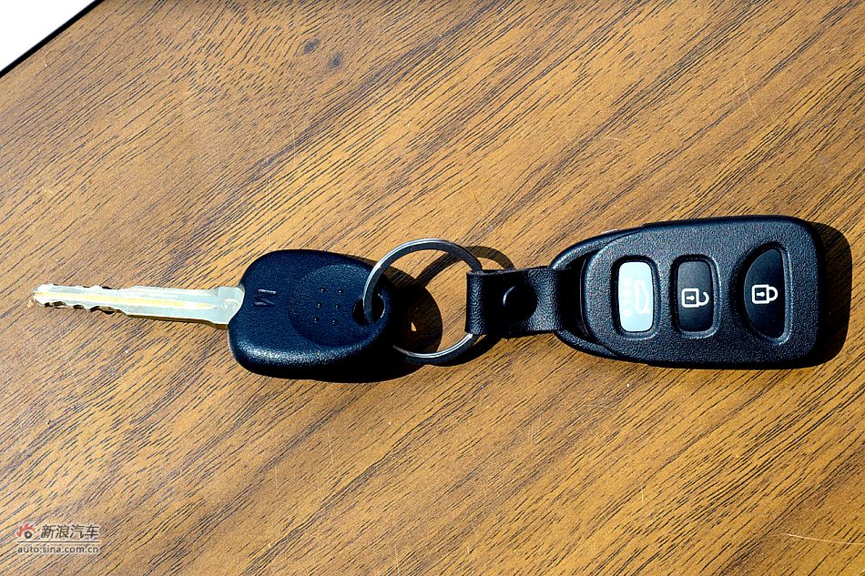 劳恩斯酷派2.0T靓雅自动版