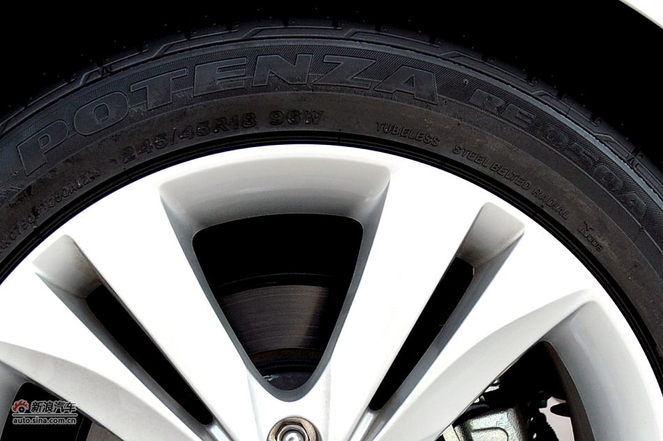 劳恩斯酷派2.0T靓雅自动版