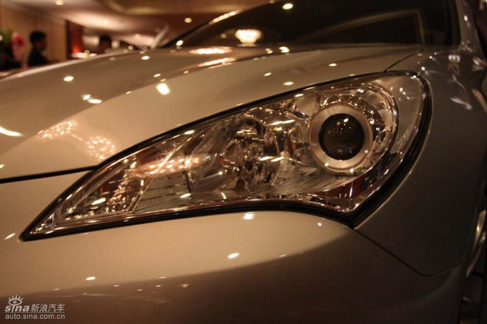 现代劳恩斯-酷派外观实拍图