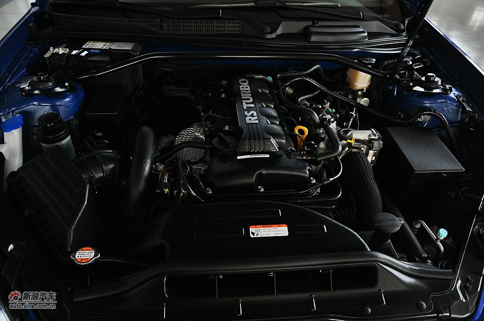 劳恩斯酷派2.0T豪华顶配引擎图