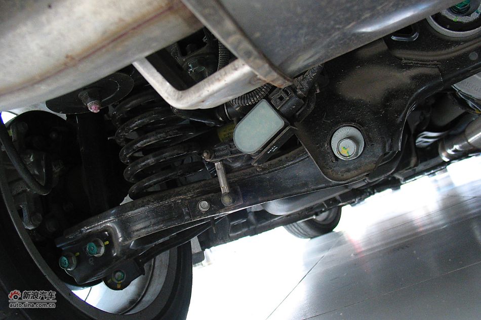 劳恩斯酷派3.8L旗舰自动版