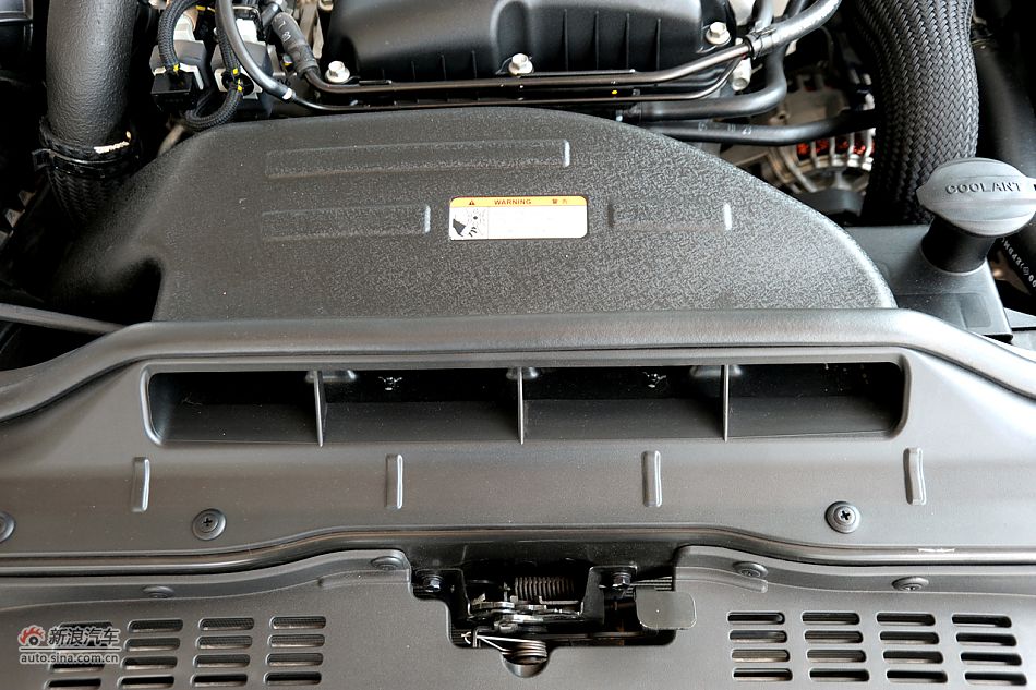 劳恩斯酷派3.8L旗舰自动版