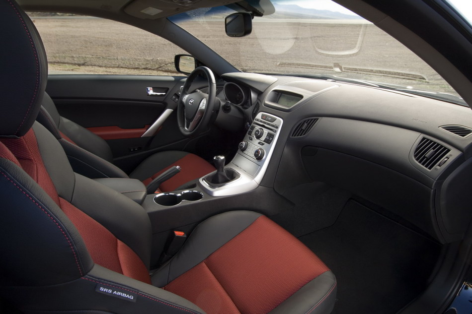 劳恩斯coupe资料图片