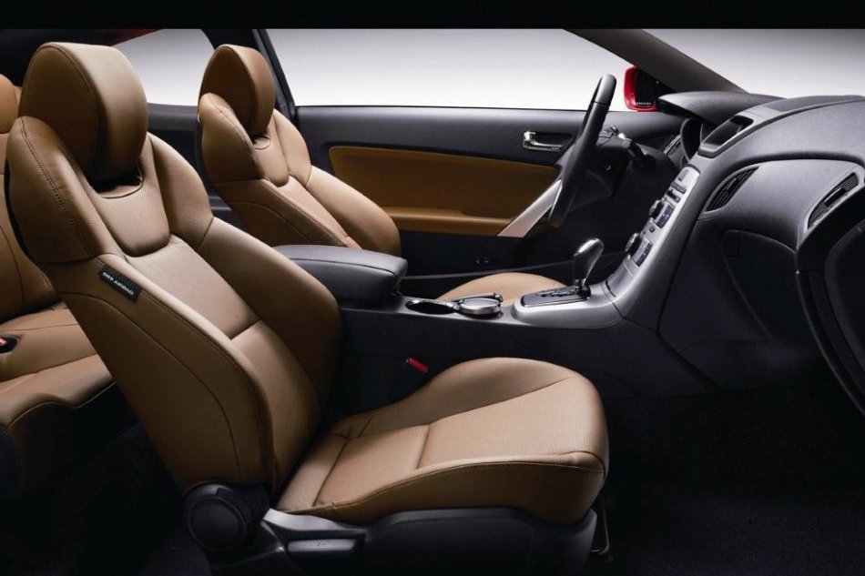 Rohens-Coupe(劳恩斯-酷派)内饰图