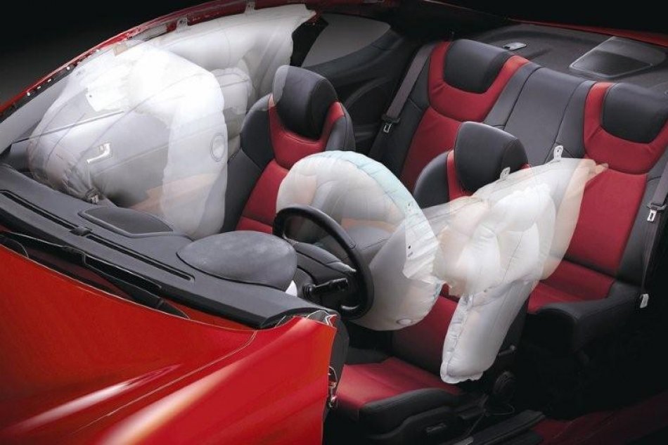 Rohens-Coupe(劳恩斯-酷派)内饰图