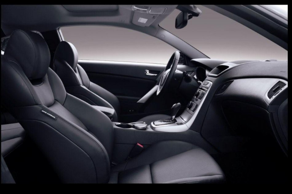 Rohens-Coupe(劳恩斯-酷派)内饰图