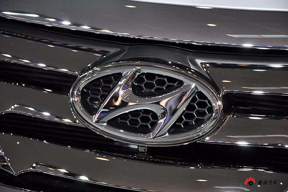 现代劳恩斯-酷派