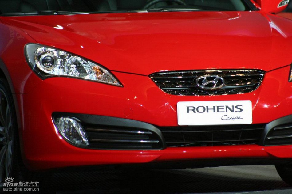 劳恩斯酷派亮相