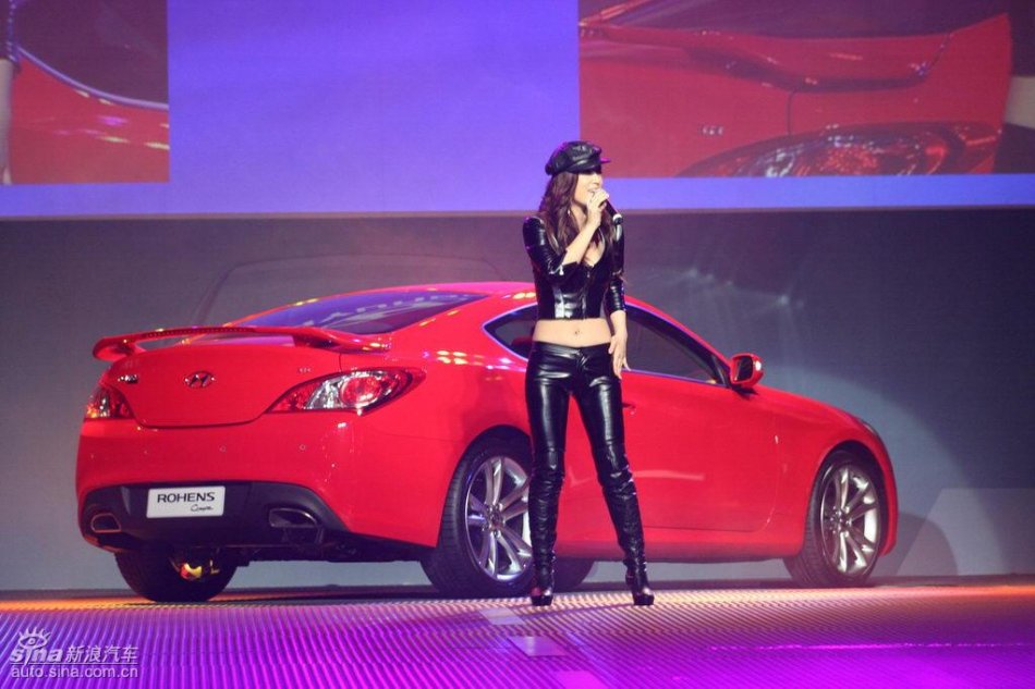 劳恩斯酷派亮相