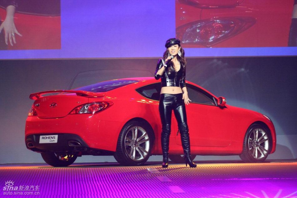 劳恩斯酷派亮相