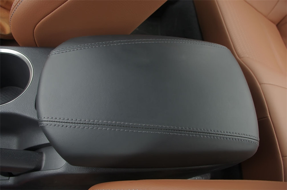 2012款劳恩斯酷派2.0T自动豪华版