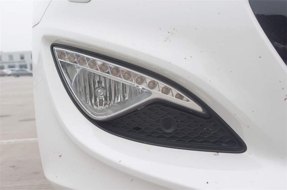 2012款劳恩斯酷派2.0T自动豪华版