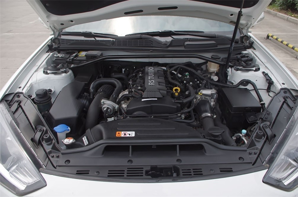 2012款劳恩斯酷派2.0T自动豪华版