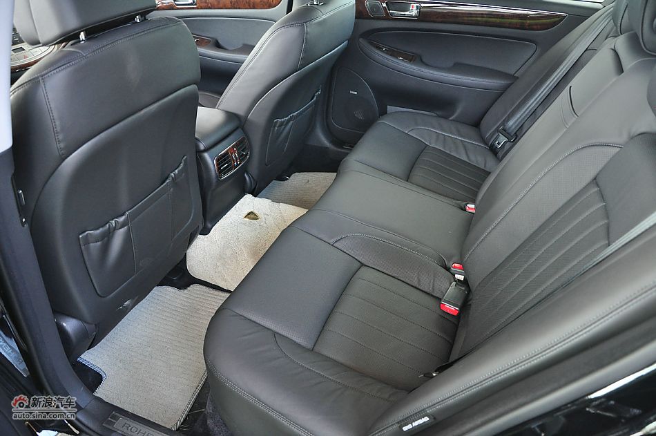 2008款劳恩斯BH330舒适版内饰