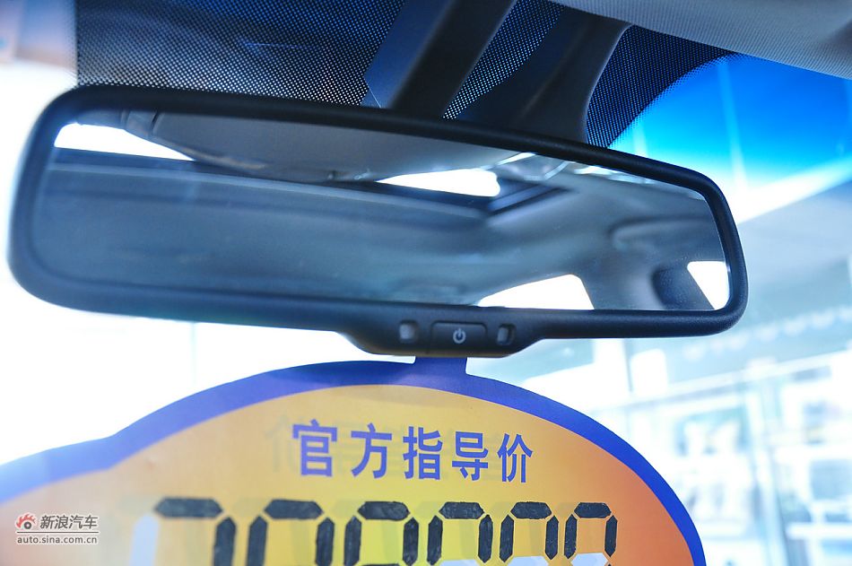 2008款劳恩斯BH330舒适版内饰