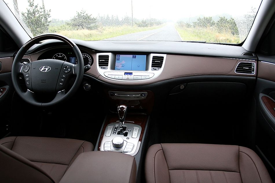 劳恩斯内饰图片