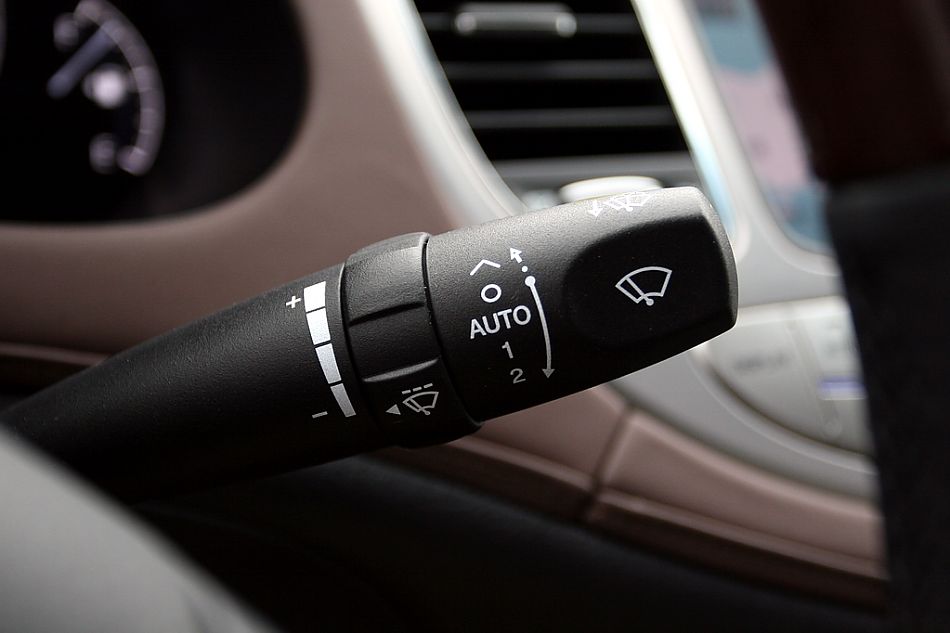 劳恩斯内饰图片