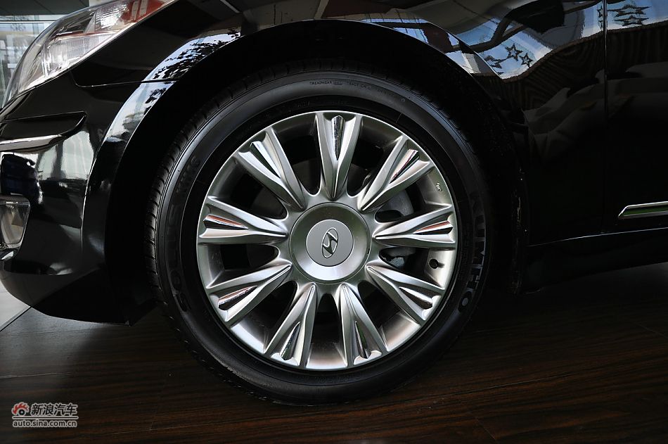 2008款劳恩斯BH330舒适版局部细节