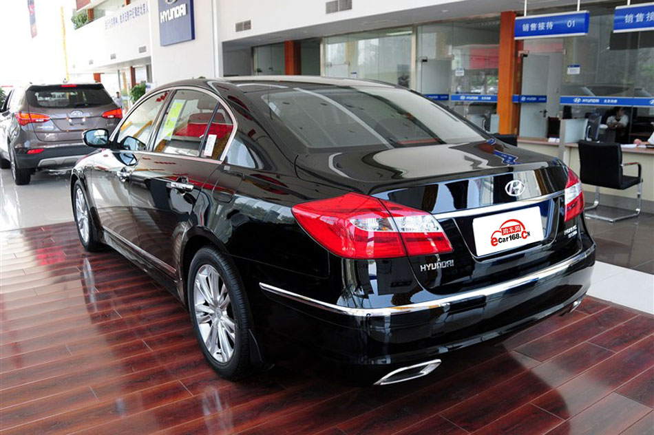 2012款劳恩斯3.0L自动豪华版