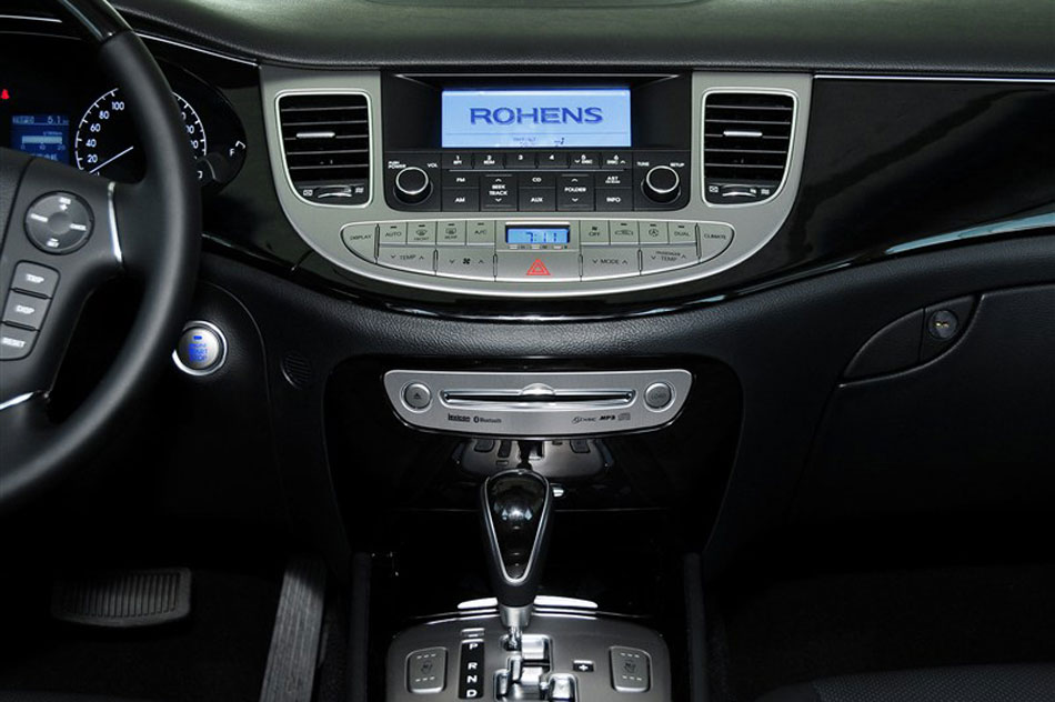 2012款劳恩斯3.0L自动豪华版