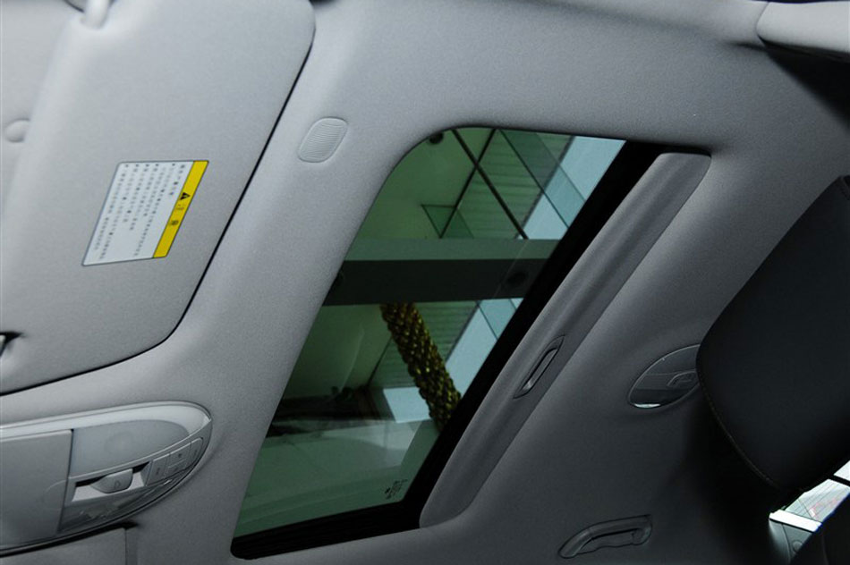 2012款劳恩斯3.0L自动豪华版