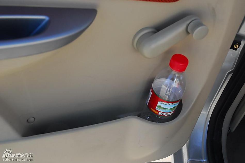 ����·�����ͦ��Զ����Լ�����ʵ��ͼ