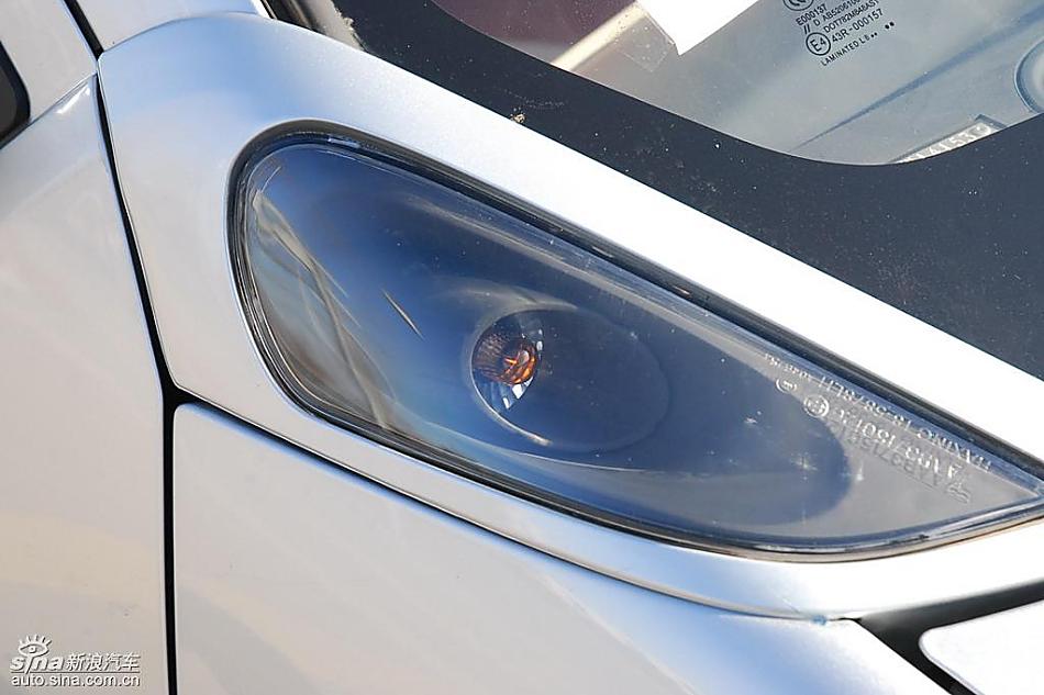 哈飞路宝节油π自动挡试驾外观实拍图