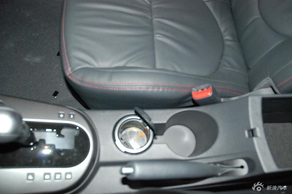 起亚shuma速迈内饰实拍图