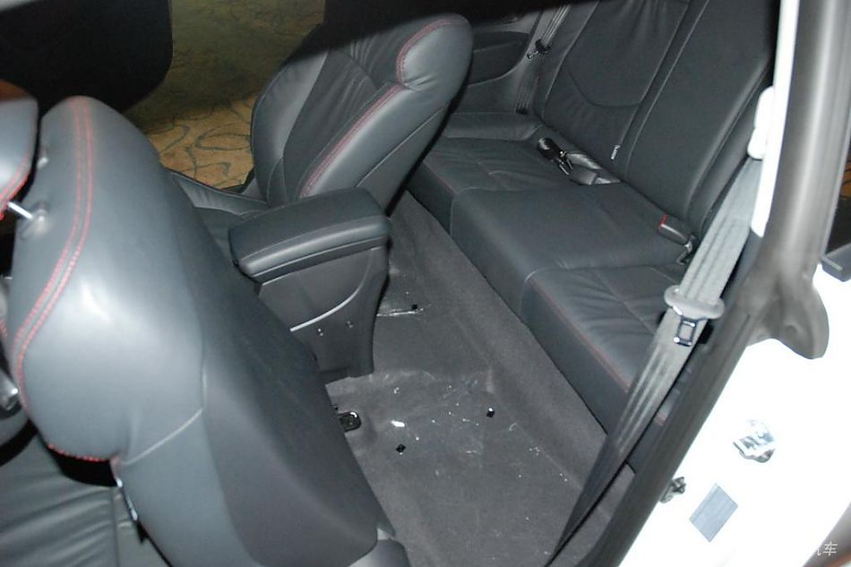 起亚shuma速迈内饰实拍图