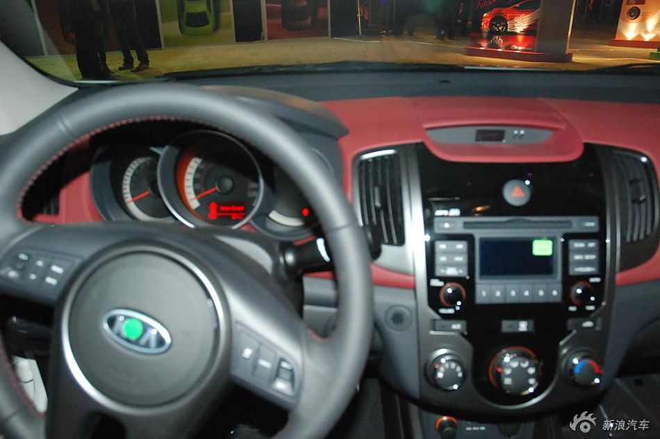 起亚shuma速迈内饰实拍图