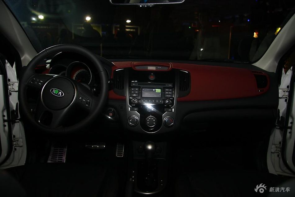 起亚shuma速迈内饰实拍图