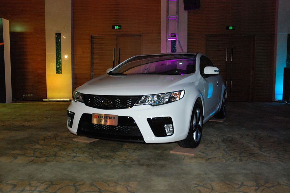 起亚shuma速迈外观实拍